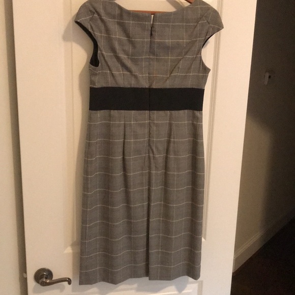 Adraban Papell size 10 beautiful dress. NWOT - Picture 3 of 3
